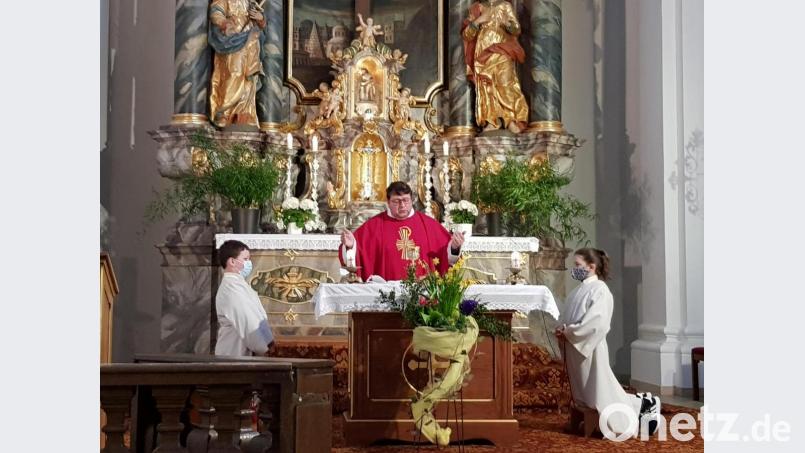 Das Wallfahrtsjahr zur Wieskirche wurde eröffnet. Pfarrer Udo Klösel hielt sein erstes Pilgeramt in der Wieskirche. Bild: gi