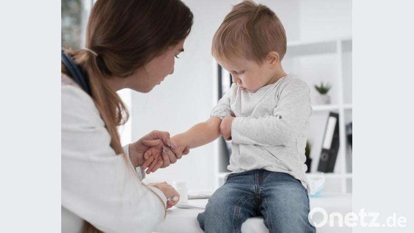 In einer Bereitschaftspraxis wird das gesamt Spektrum der ambulanten Notfallversorgung geleistet, von Erkältungserkrankungen über tiefe Schnittwunden bis zu Magenerkrankungen können alle Patienten versorgt werden. Und: Die Notaufnahme des Krankenhauses ist nicht weit weg. Symbolbild: freepik.com/exb