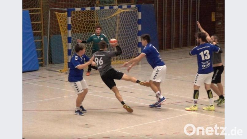 Noch ist der Handballclub von einer aktiven Wettkampfzeit weit entfernt. Doch hofft auch Vorsitzender Thomas Kurzeck auf einen baldigen Neustart. Bild: kro