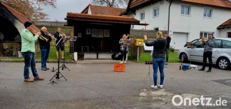 Maianblasen in Betzenberg. Bild: Posaunenchor Schwend/exb
