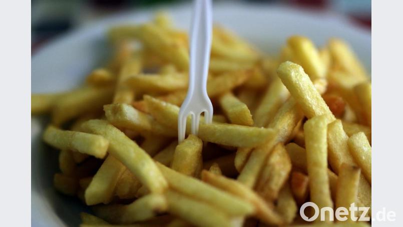 2020 war für viele Kartoffelbauern ein schlechtes Jahr. Das hat zu Befürchtungen geführt, dass 2021 die Anbaufläche sinken und die Preise steigen könnten. Symbolbild: Ina Fassbender/dpa