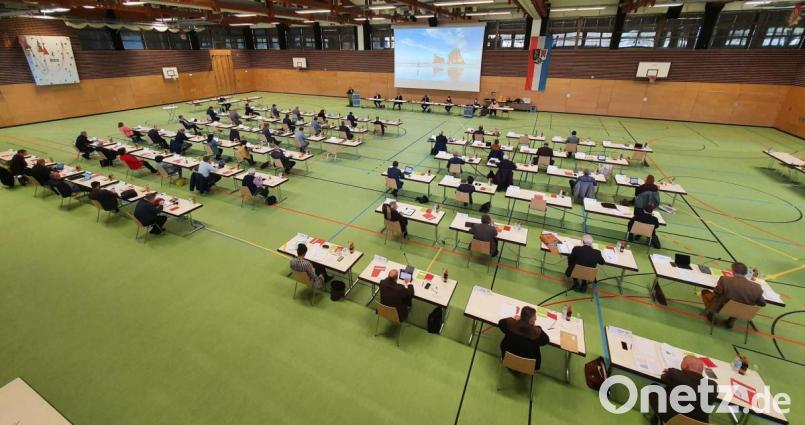 Mit 33:22 Stimmen beschloss der Kreistag den Haushalt für den Landkreis Schwandorf. Bild: Benjamin Tietz