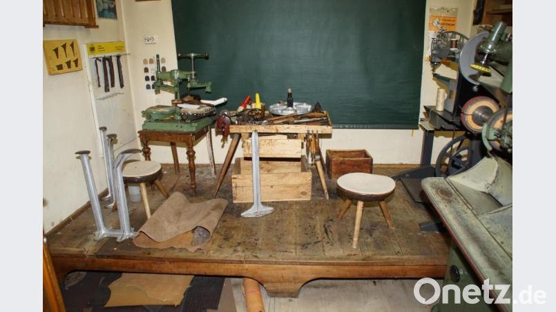 Die alte Flickschusterei in einem Tiny-Haus: Eine originelle Idee des Schönseer Paschervereins. Bild: Höcherl