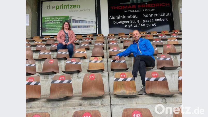 Geschäftsführerin Kerstin Weiß und Thomas Bärthlein, der Vorsitzende des TV 1861 Amberg, machen sich ernsthafte Gedanken, wie es nach der Corona-Pandemie mit dem Sportverein weitergehen wird. Bild: ass