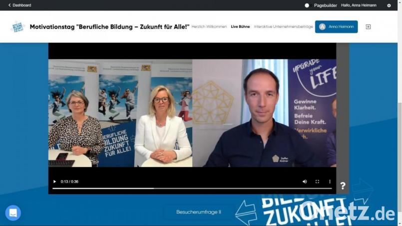 Der Screenshot zeigt den Live-Stream zum Motivationstag für Schüler vom Netzwerk Schule-Wirtschaft Bayern. Rechts im Bild ist Motivationstrainer Steffen Kirchner zu sehen. Screenshot: Gabriele Büth/exb