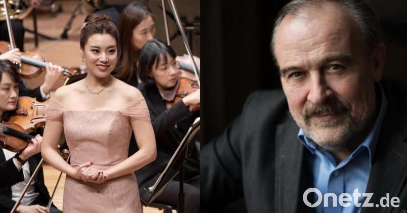 Sopranistin Sumi Hwang und Pianist Helmut Deutsch geben einen Live-Stream-Liederabend im Stadttheater Amberg. Bild: Kulturamt Amberg/Fotograf: Sihoon Kim/Shiley Suarez