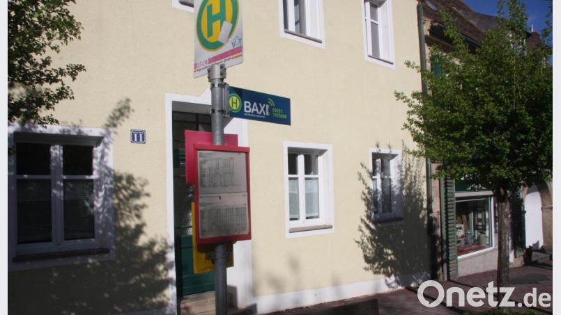 Die Ausweitung um weitere Haltepunkte (wie hier am Unteren Markt) beschloss der Stadtrat in seiner Sitzung am Montag. Damit folgte man dem Vorschlag des Seniorenbeauftragten Roland Lochner. Bild: wro