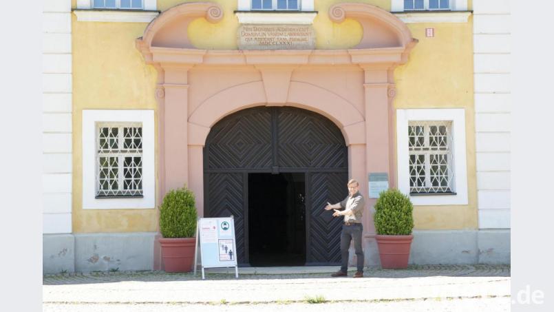 Das Haupthaus/Ausstellunshaus ist wieder geöffnet, Dr. Martin Schreiner führt die Ausstellungssaison fort. Bild: e