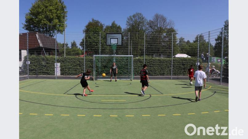 Ab dem 22. Mai steht der "Platz der Begegnung" wieder für sportliche Aktivitäten zur Verfügung. Bild: Stadt Tirschenreuth/exb