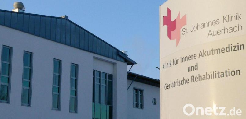 Die Besuchszeiten in der St.-Johannes-Klinik in Auerbach werden vom 29. Mai an ausgedehnt. Bild: Petra Hartl