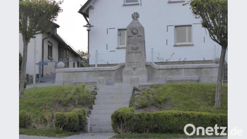 Das Kriegerdenkmal ist kein Spielplatz, darauf wurde in der Gemeinderatssitzung noch einmal hingewiesen. Bild: fsb