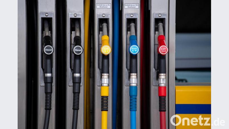 Tanken ist kostenintensiv, vor allem momentan. Symbolbild: Sven Hoppe/dpa