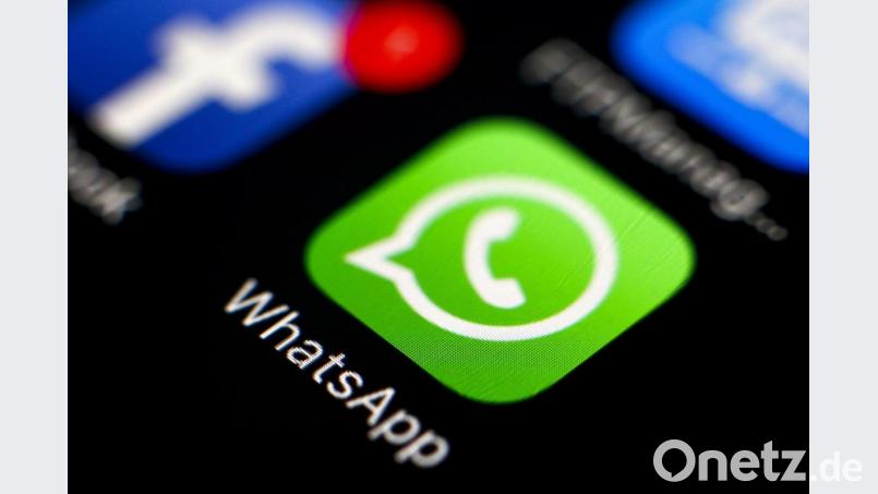 Ein Mann aus dem Landkreis Amberg-Sulzbach verbreitete über Whatsapp Nachrichten, die ihn nun vor Gericht brachten. Symbolbild: Ritchie B. Tongo/dpa