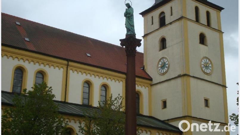 Die Mariensäule in Mitterteich wurde vor 125 Jahren errichtet. Bild: wmr