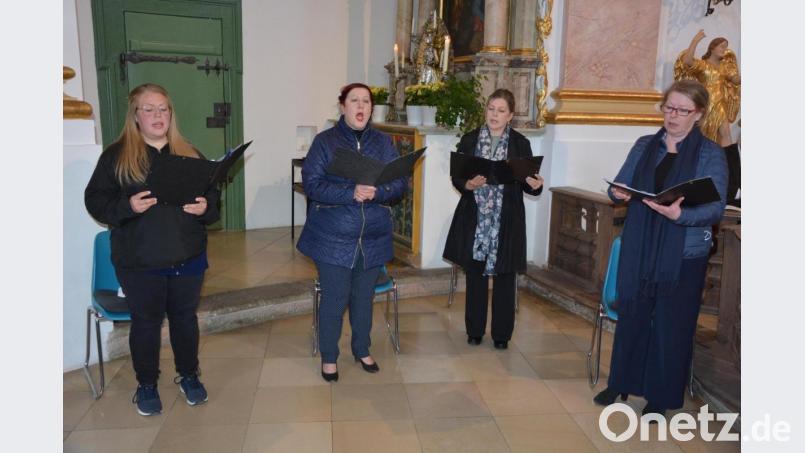 Das Gesangsquartett „Sorelle“ in der Kappl, von links Lucia Gradl, Angela Kohl, Gertraud Gradl und Regina Rosner. Bild: jr