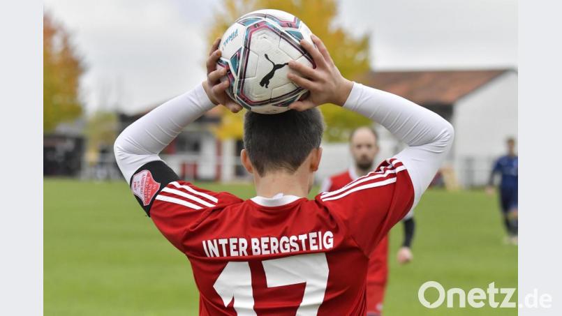 Einwurf statt einsam daheim: Ende Juli soll die Saison 2021/22 für die Fußballer der Kreisligen, Kreisklassen und A-Klassen beginnen. Symbolbild: Hubert Ziegler