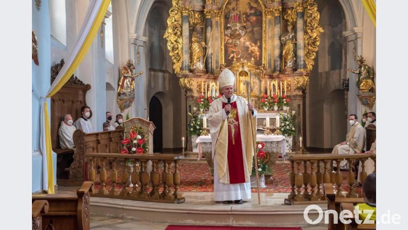 Weihbischof Florian Wörner aus Augsburg predigte beim Festgottesdienst auf dem Miesberg. Bild: mab