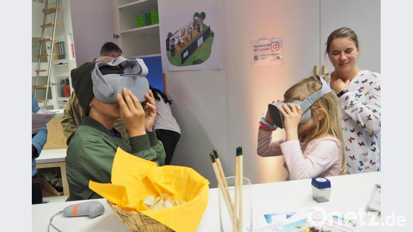 So ähnlich wie hier bei der Nacht der Wissenschaft vor eineinhalb Jahren soll auch beim Digitaltag der VHS zugehen. Archivbild: Bühner