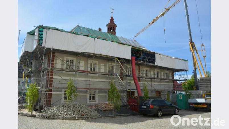 Bis Ende des Jahres soll die rund 2,6 Millionen Euro teure Sanierung des Historischen Rathauses abgeschlossen sein. Bild: jr