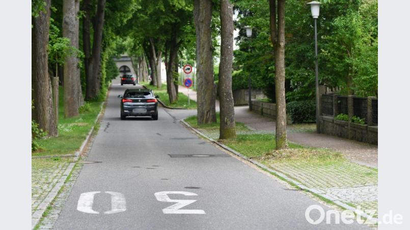 Tempo 30 gilt bereits seit Längerem in der Felixallee. Wer dort nicht wohnt, soll künftig nachts gar nicht mehr durchfahren dürfen. Bild: Gabi Schönberger