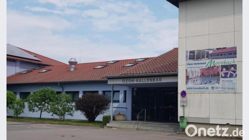 Endlich kann das Hallenbad Moosbach am Dienstag wieder seine Tore öffnen. Die „Wasserratten“ können sich darüber freuen. Bild: gi