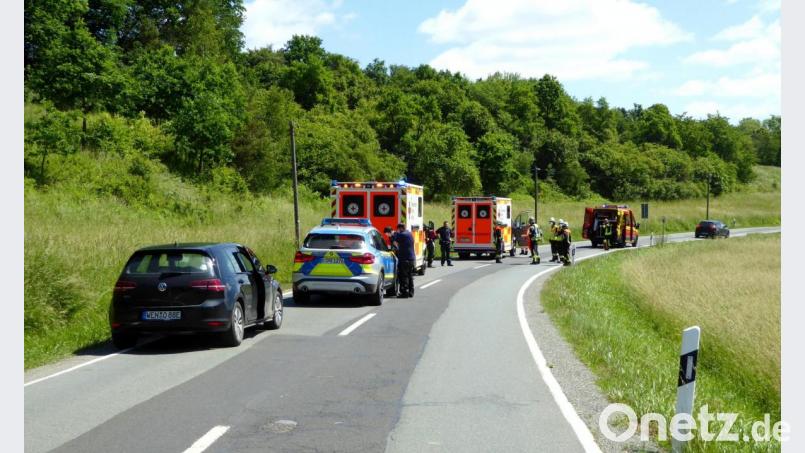 In dieser langgezogenen Linkskurve kurz nach Seibertshof kam ein Motorradfahrer von der Straße ab. Bild: fsb