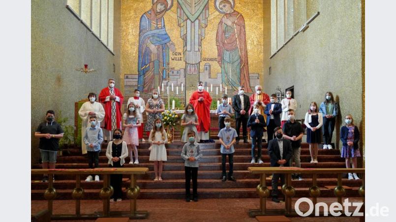 Die Firmlinge vom Freitag stärkten ihren Glauben in Herz Jesu. Bild: Kunz