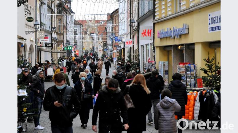 So sah es am Montag, 14. Dezember 2020, in der Innenstadt von Amberg aus. Zwei Tage später griff der noch immer geltende Lockdown. Archivbild: Stephan Huber