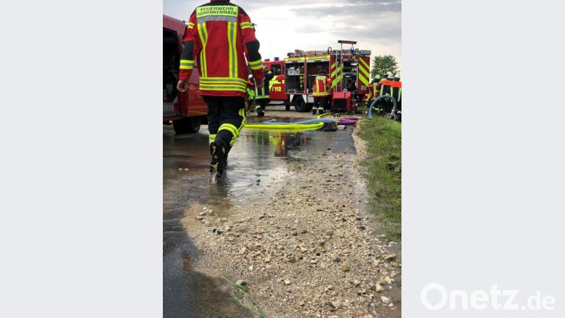 Feuerwehreinsatz in Eigentshofen. Bild: Fabian Schildbach/exb