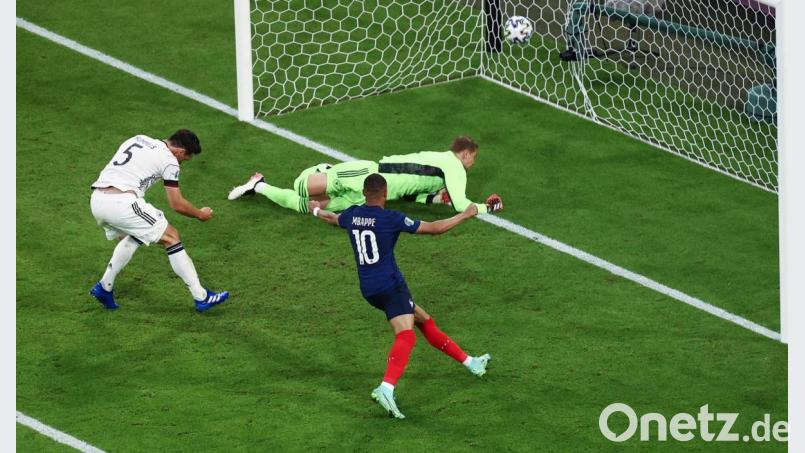 Das Eigentor von Mats Hummels war das einzige Tor beim EM-Auftakt der deutschen Mannschaft gegen Frankreich. Bild: Christian Charisius
