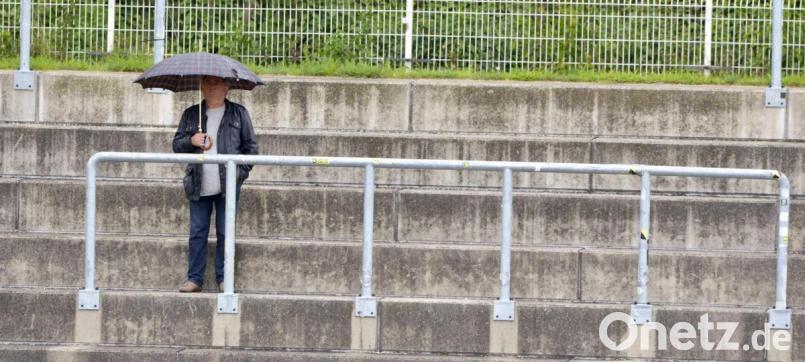 Auf den Zuschauerrängen der Amateurvereine wird es weiter viel Platz geben. Noch sind keine Stehplatz-Besucher erlaubt. Archivbild: zg