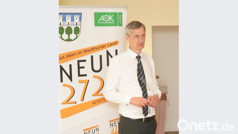 Der medizinische Direktor und Chefarzt Stefan Hager von der TCM – Klinik Bad Kötzting ist Referent beim Waldthurner Gesundheitsprojekt "NEUN2727 - gut leben im Waldthurner Land". Bild: fvo