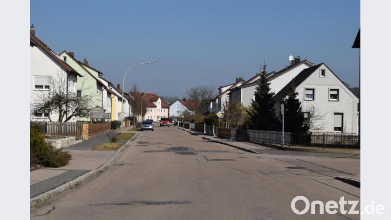 Der Ausbau der Bahnhofstraße wird richtig teuer. 4,7 Millionen Euro für 900 Meter Straße sind viel Geld. Bild: bnr