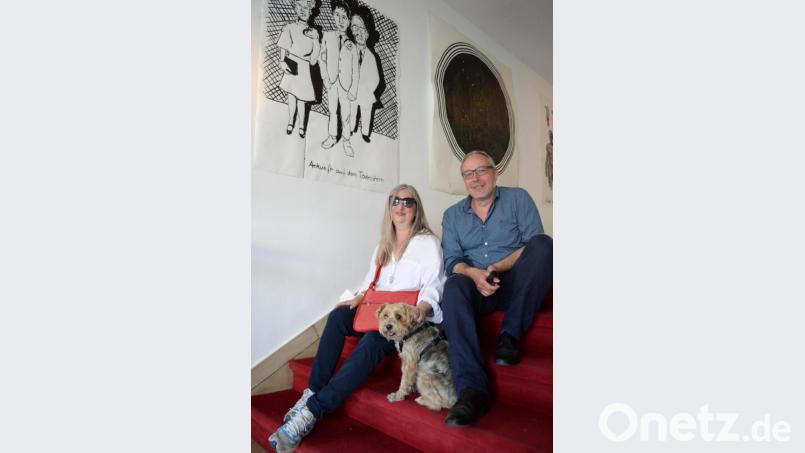 Zeichnungen von Jan Bräumer sind derzeit bei der Ausstellung im Ring-Theater zu sehen, Eva von Platen zeigt drei Kurzfilme zur Vernissage und Finissage. Bild: Andreas Brueckmann