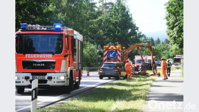 Bei Mäharbeiten nahe des Butterhofs in Weiden kam es am Dienstagnachmittag zu einem Unfall. Bild: Gabi Schönberger