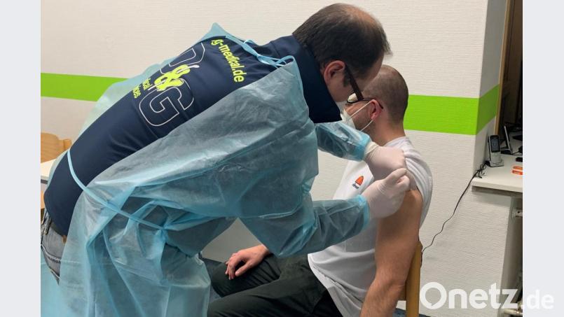 Die Erfahrung im Impfzentrum Nabburg ist so, dass jeder erscheint, der einen Termin zur Zweitimpfung hat - es sei denn, er muss den Termin aus wichtigen Gründen verschieben, etwa wegen Krankheit oder einem Krankenhausaufenthalt. Bild: ihl