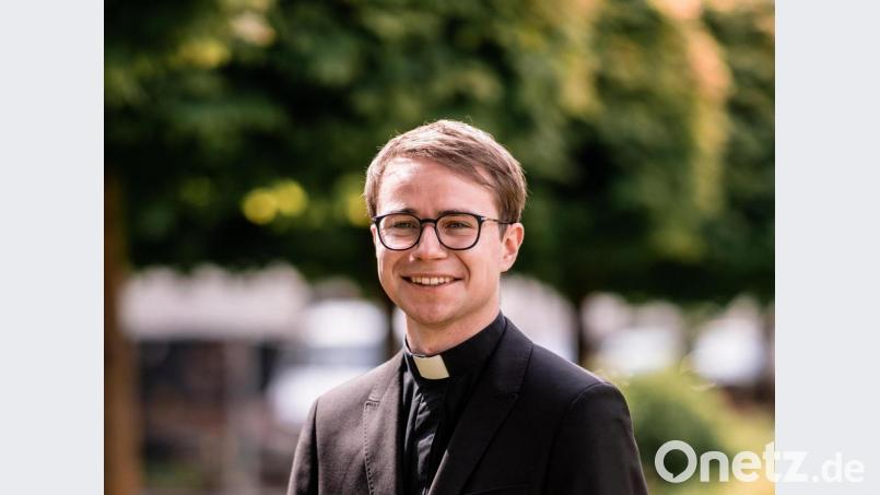 Neupriester Bastian Neumann. Bild: Simon Zaus/exb