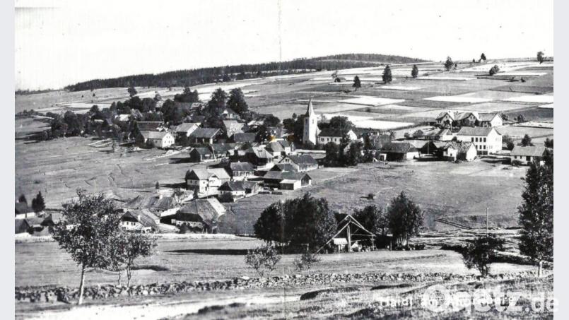 Nach dem Zweiten Weltkrieg wurden die deutschen Einwohner von Haidl ausgesiedelt, Brabec und seine Familie landeten dabei mit nur spärlicher Habe im damaligen Altlandkreis Nabburg, wo sie bei einem Landwirt unterkamen. Bild: Brabec/exb