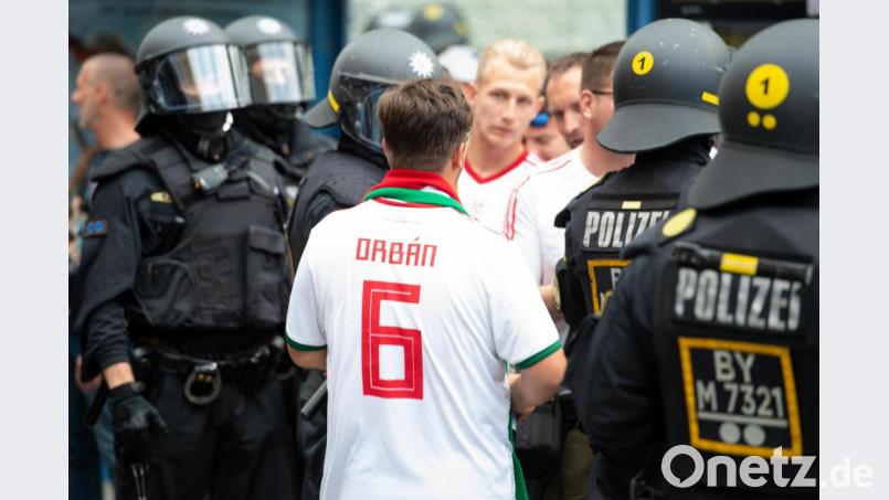 Das Sportliche vom politischen Getöse in Ungarn zu trennen, fällt nicht eben leicht. Das Aus nach der Gruppenphase hatten die Ungarn in einer der schwersten Gruppen der EM-Geschichte allerdings nicht verdient. Symbolbild: Tobias Hase/dpa