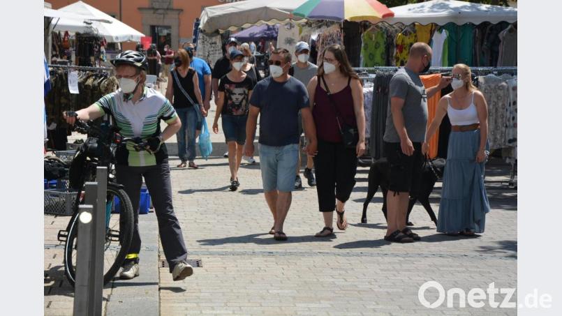 Gut besucht war am Sonntag der traditionsreiche Peter- und Paulmarkt. Bild: jr