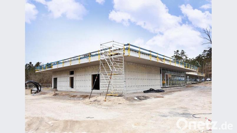 In Schwandorf baut die Handwerkskammer ein Zentrum für digitale Gebäudetechnik, es soll noch im Oktober eröffnet werden. Bild: exb/Foto Schwarz