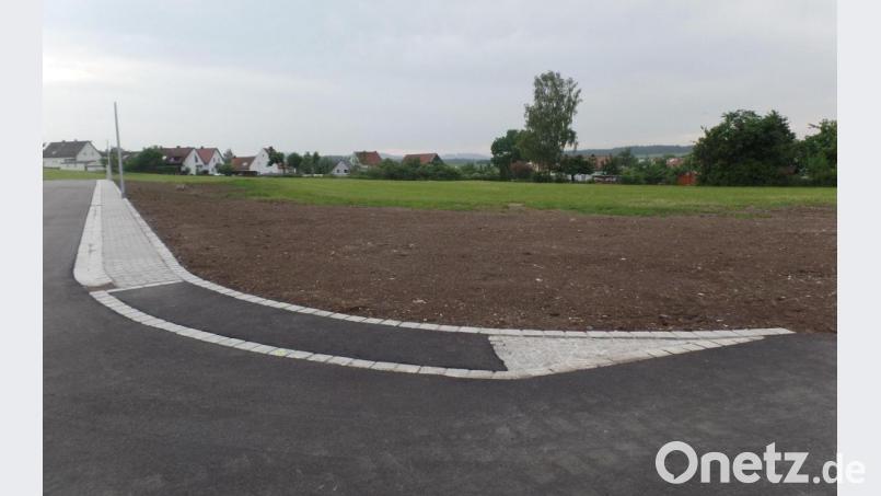 Die Erschließung des Bauabschnittes A im Baugebiet „Schlammersdorf-Süd IV“ (unser Bild) schlägt einschließlich der Kanalisation als größte Investition in diesem Jahr mit insgesamt 250 000 Euro im Vermögensetat zu Buche. Bild: br