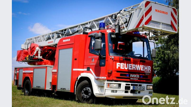 Die Drehleiter der Feuerwehr Kemnath. Symbolbild: mde
