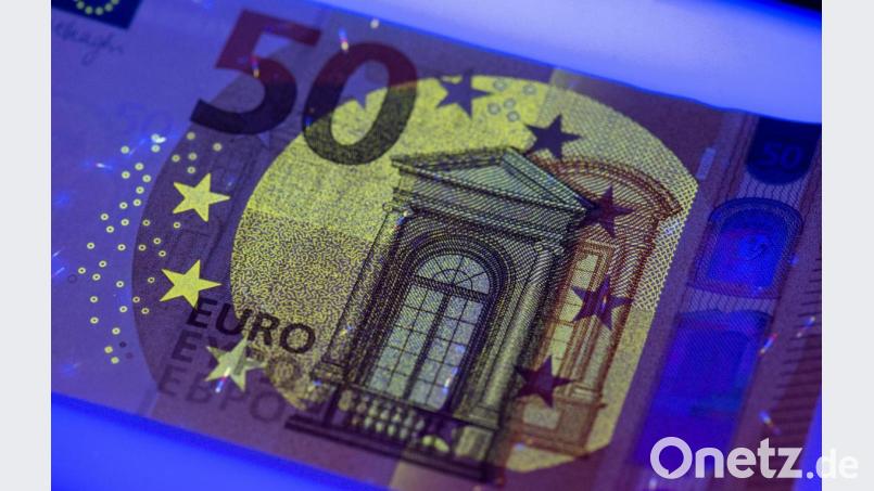 50 Euro im Jahr soll jeder Haushalt in Bayern als &quot;Klimageld&quot; erhalten - das ist zumindest die Forderung der SPD. Archivbild: Boris Roessler