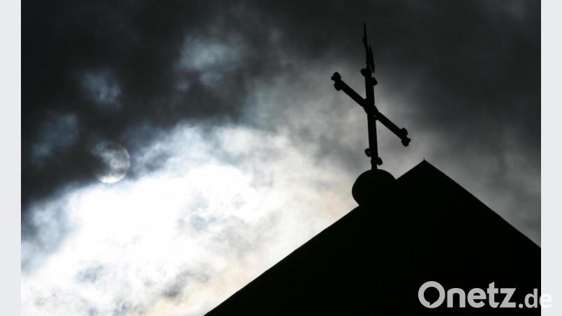 Gegen einen evangelischen Pfarrer aus dem Dekanat Weiden ist wegen Missbrauchs ein Strafbefehl ergangen. Symbolbild: Friso Gentsch