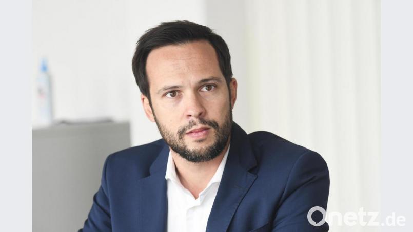 Der Vorsitzende der FDP-Fraktion im Bayerischen Landtag, Martin Hagen, beim Besuch in der Redaktion. Bild: Gabi Schönberger