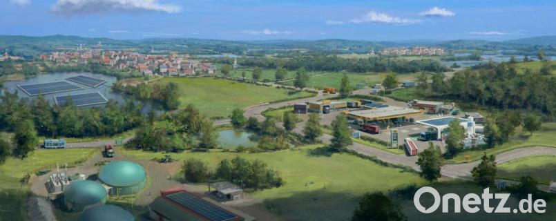 Links eine Biogasanlage, dahinter ein schwimmendes Photovoltaikfeld und rechts eine Wasserstofftankstelle. Die Grafik zeigt keinen Hintergrund aus dem Landkreis Neustadt. Trotzdem stellt sich das Landratsamt so in etwa die energetische Zukunft zwischen Eslarn und Eschenbach vor. Grafik: © BMVI / Urheber: David Borgwardt