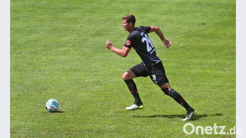 In Bremen war er kaum am Ball, in Kiel hofft der Raigeringer Patrick Erras auf einen Neuanfang. Bild: Karl-Josef Hildenbrand/dpa