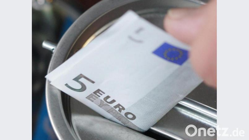 5 Euro mehr erhalten die Wahlvorstände bei der Bundestagwahl. Bild: Bernd Thissen/dpa