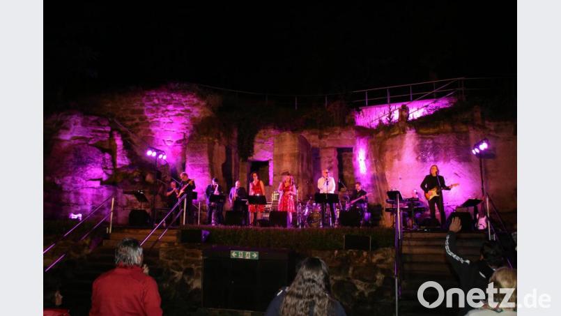 180 Gäste freuten sich mit Soul Station No. 10 endlich wieder ein Konzert auf dem Schönberg erleben zu dürfen. Bild: sne